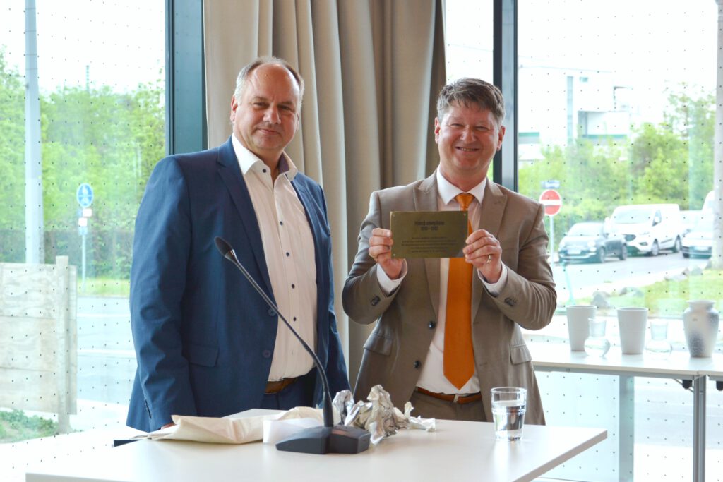 Ein Geschenk und ein Versprechen