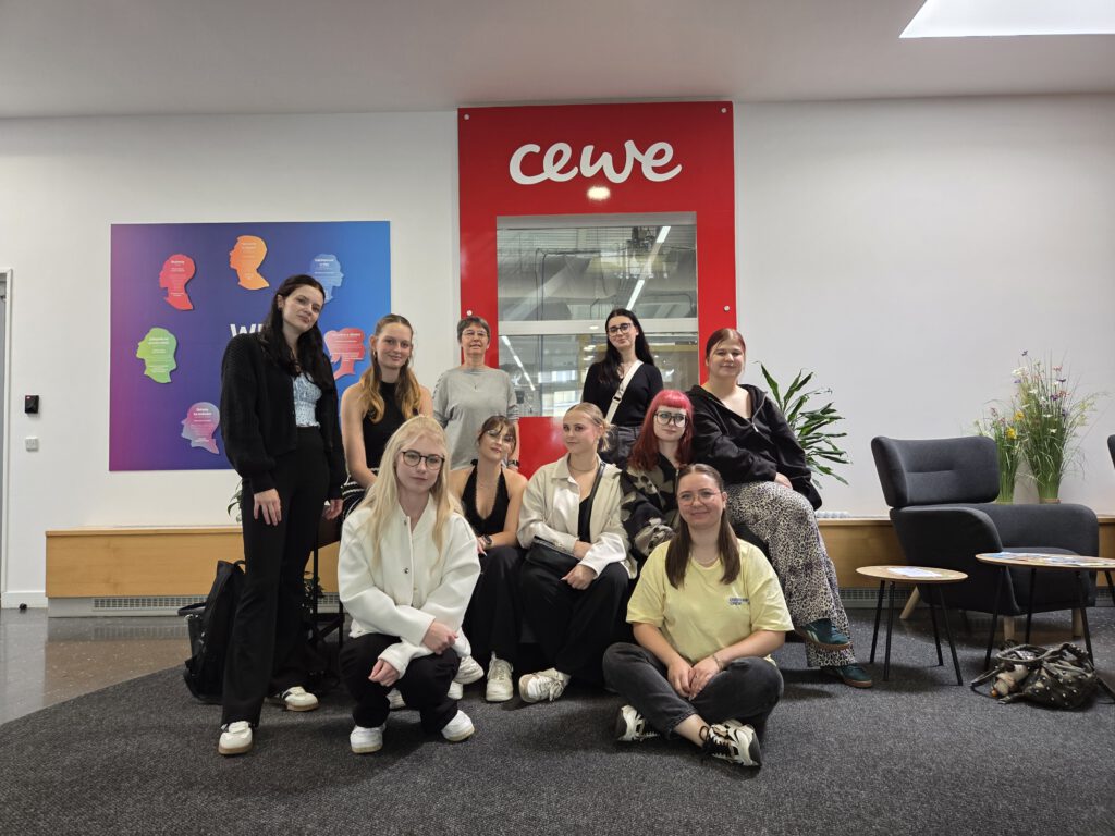 Partnerschule und glitzernde Unterschiede
